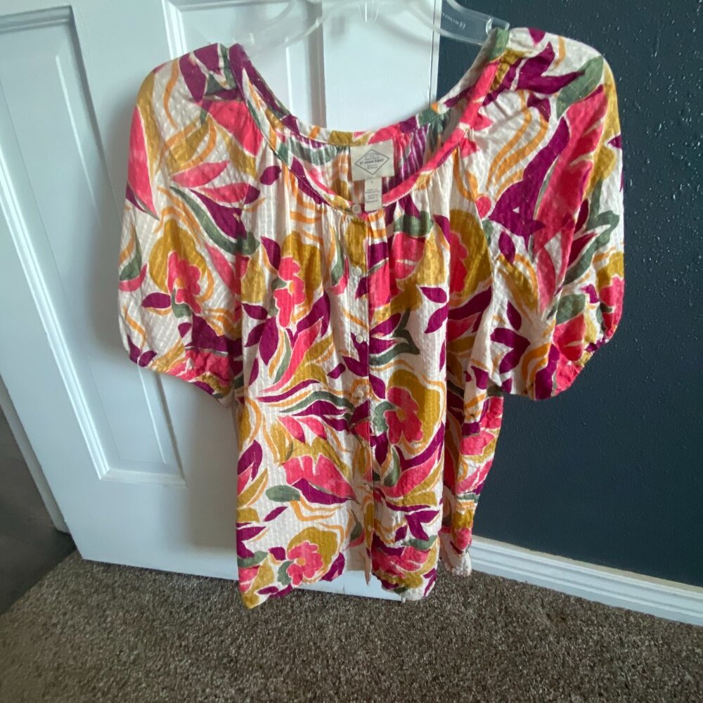 Pink Floral Short Puff Sleeve Blouse Size Large